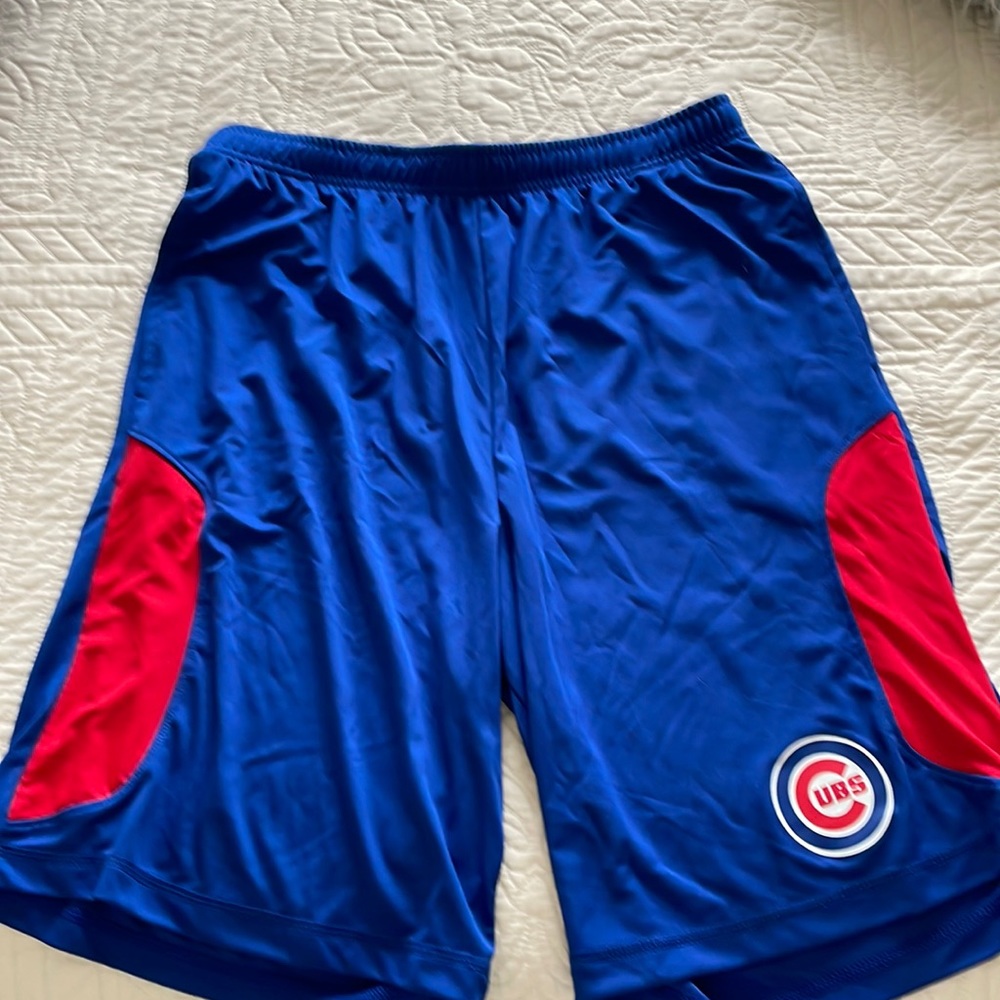 Chicago Cubs Genuine Merchandise athletic shorts.